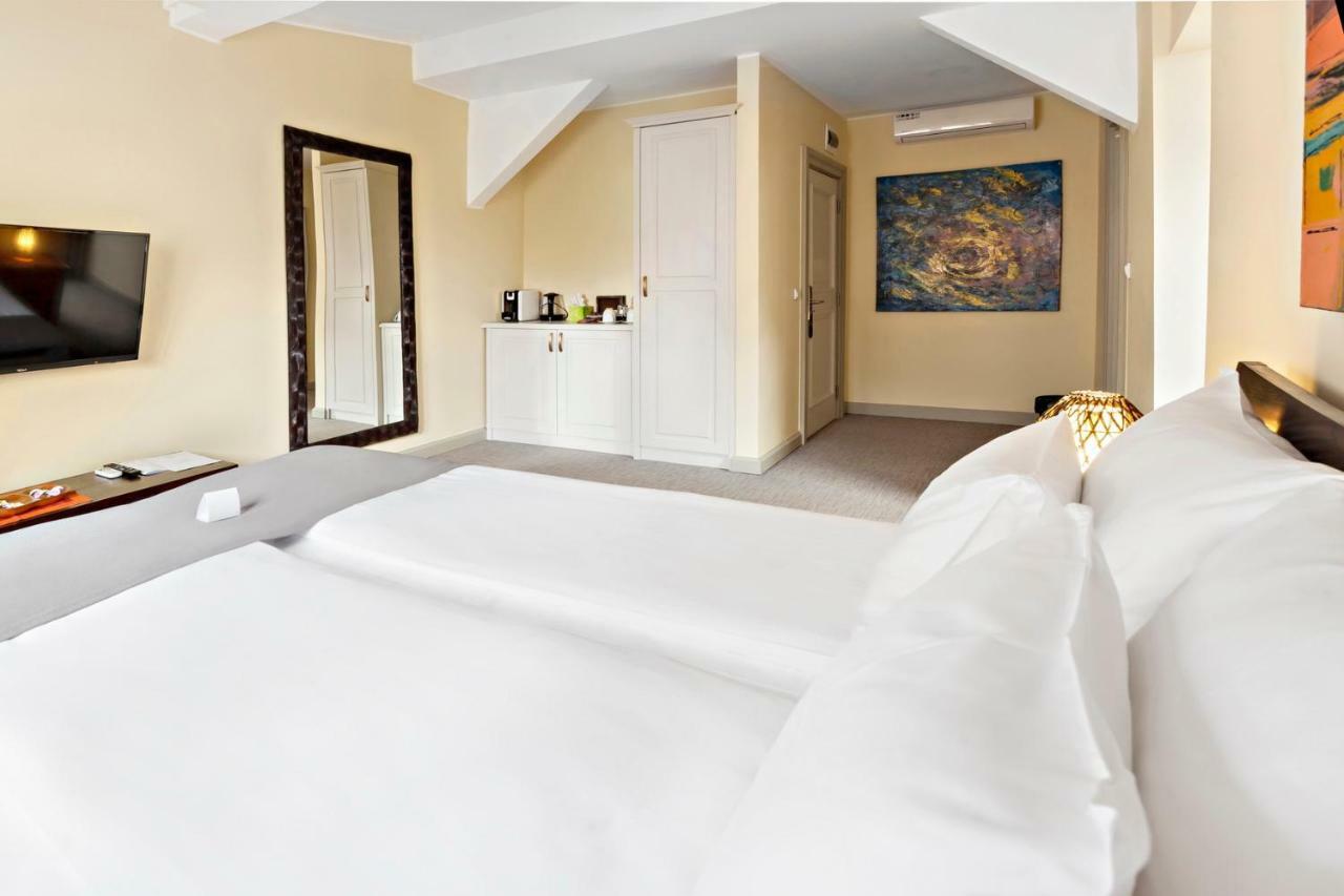 Superb Luxury Suites Belgrado Habitación foto